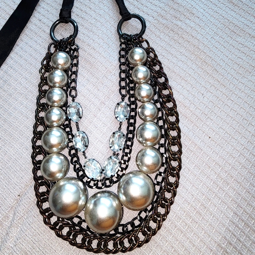 Multilayer Ribbon tie Necklace - Picture 2 of 3